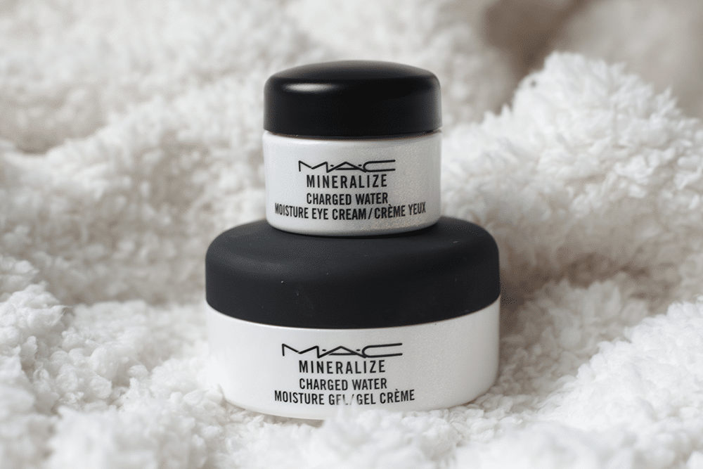 Resenha MAC Mineralize Charged Water 1